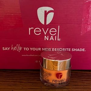 Revel nail dip Hera 1 oz
